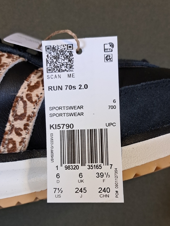 Adidas Run 70s 2.0 Shoes - Color: Black/Beige/Brown - Size: Women 7.5 - Picture 10 of 10